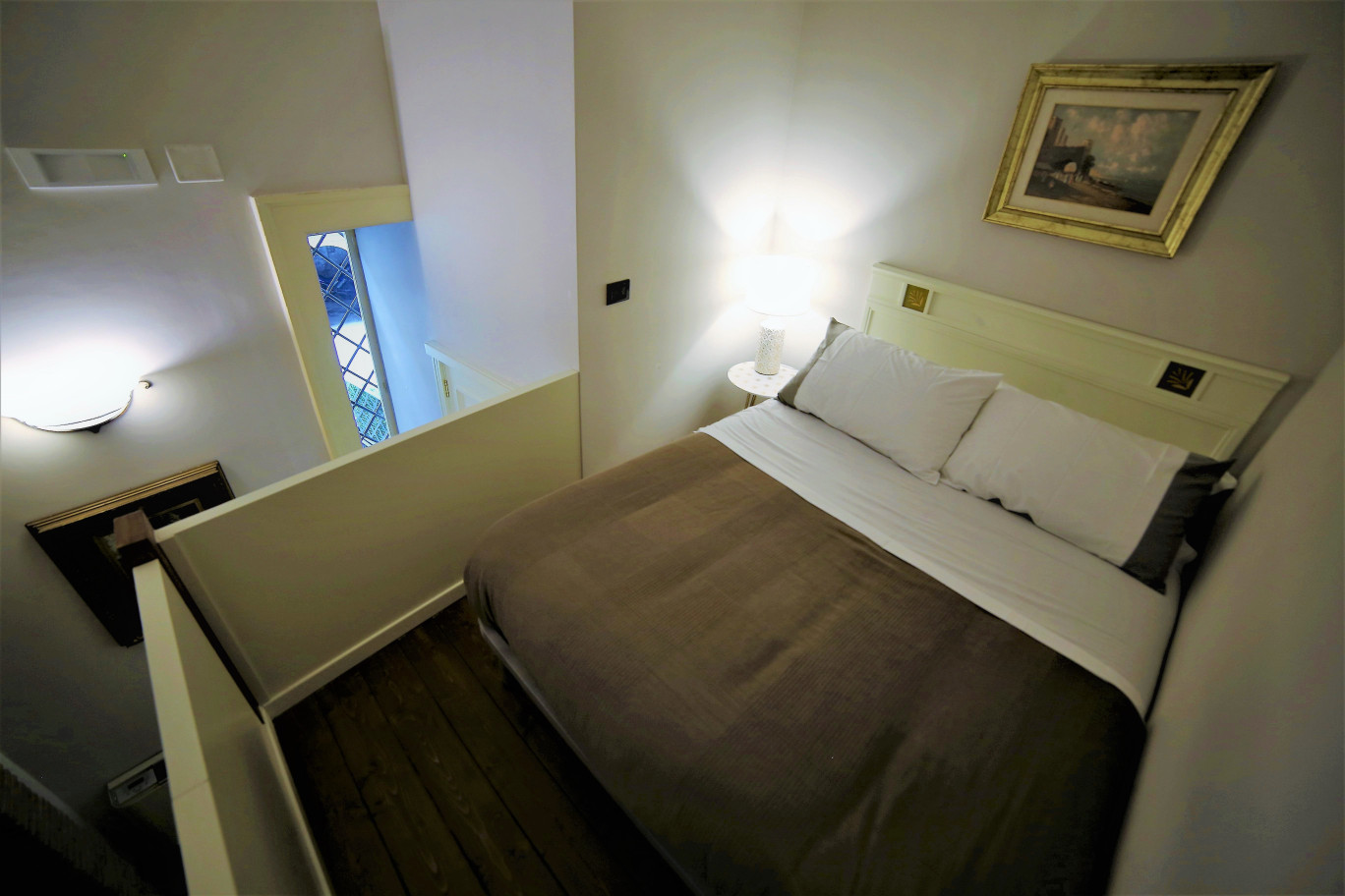 Camera 5 - Palazzo Solimena (Napoli)