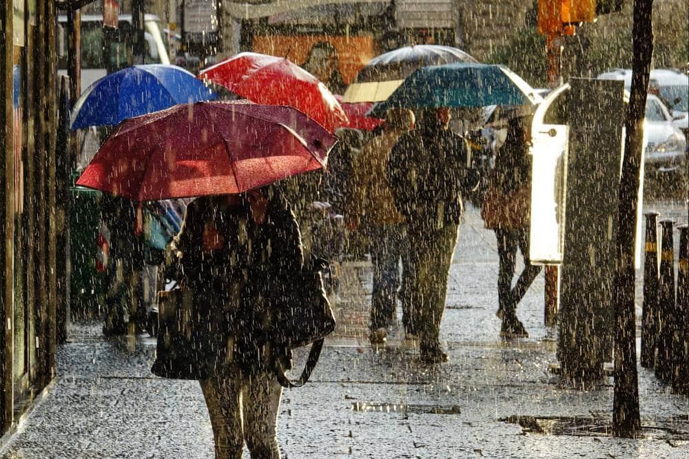 Via Toledo Napoli: cosa vedere tra shopping, arte e centro elegante